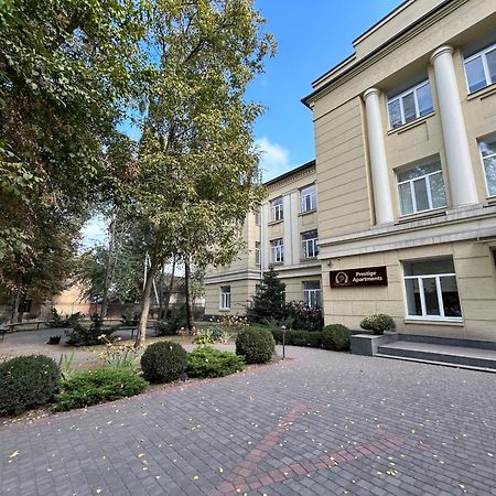 Prestige Apartments Dniprodzerzhynsk Bagian luar foto